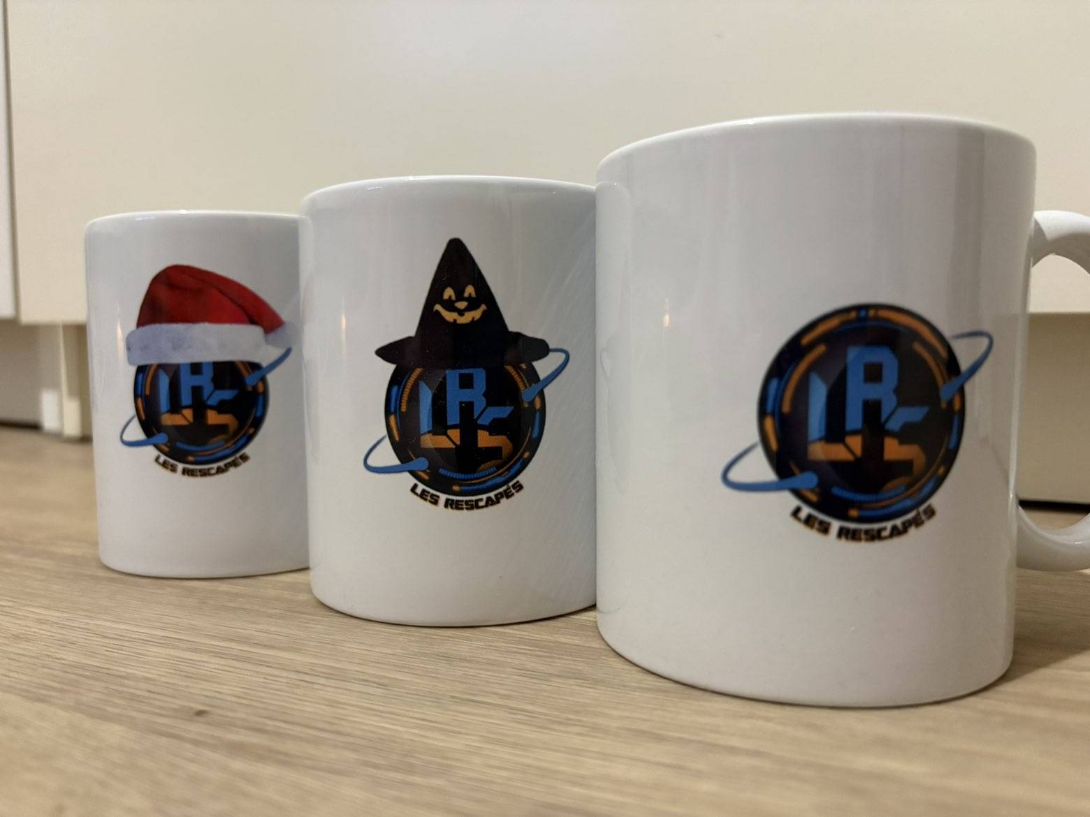 Lot 3 tasses "Les Rescapés"